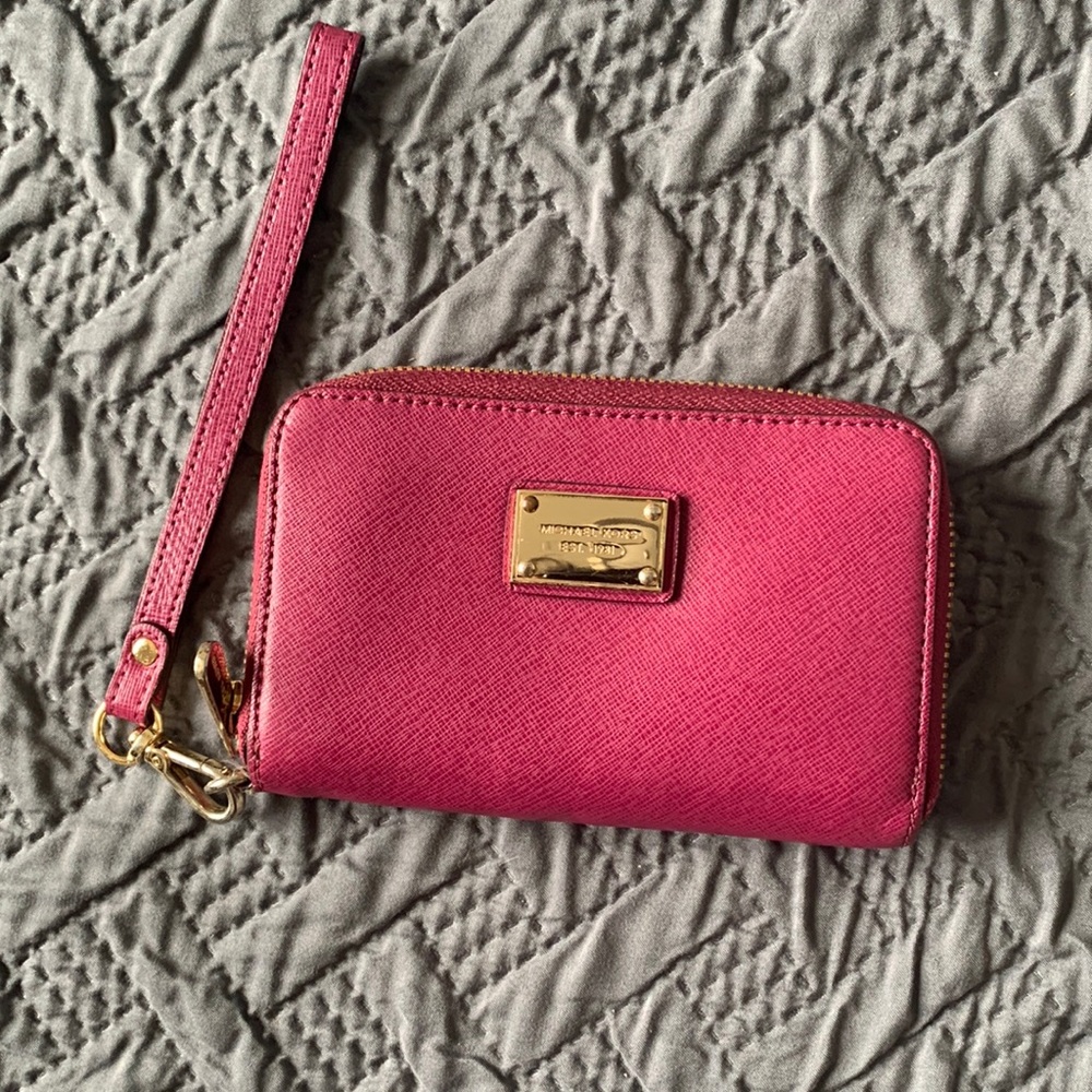 Michael Kora Wallet